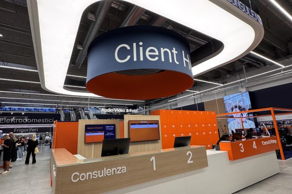 Huware x Unieuro: la Gen AI rivoluziona l'esperienza in-store